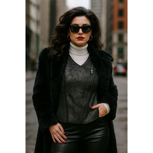 Marc New York women's distressed faux leather & fur vest black Sz Large Mob Wife